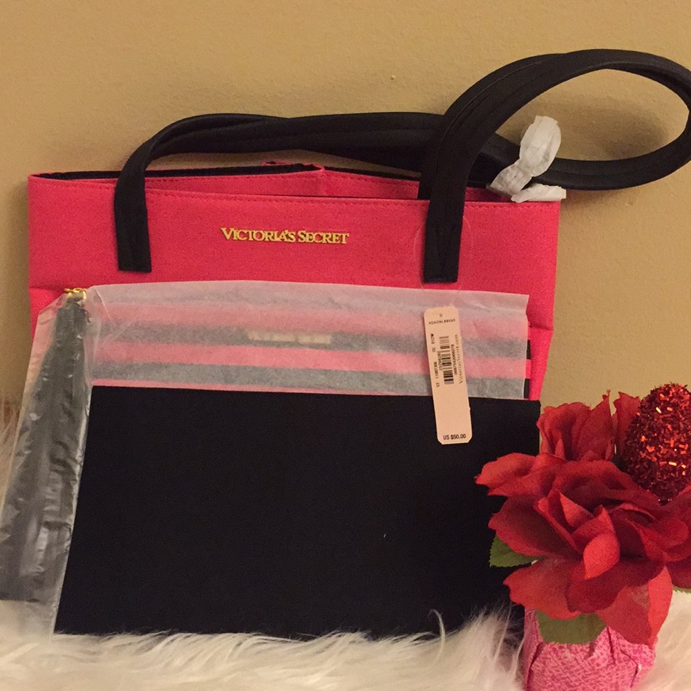 Authentic Victoria’s Secret Large Tote NWT